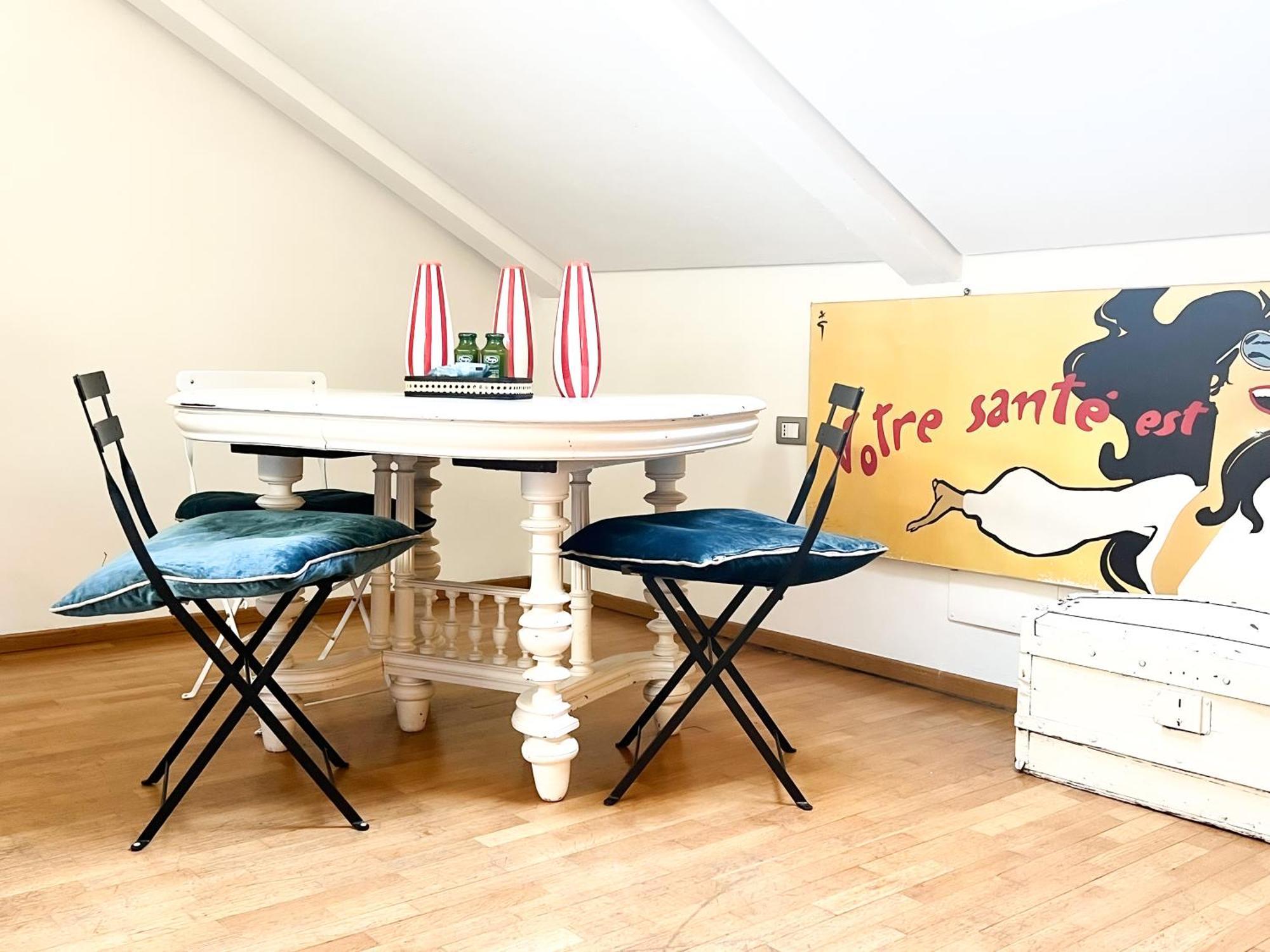Comecasa Alfieri Cosy Apartment Asti Luaran gambar